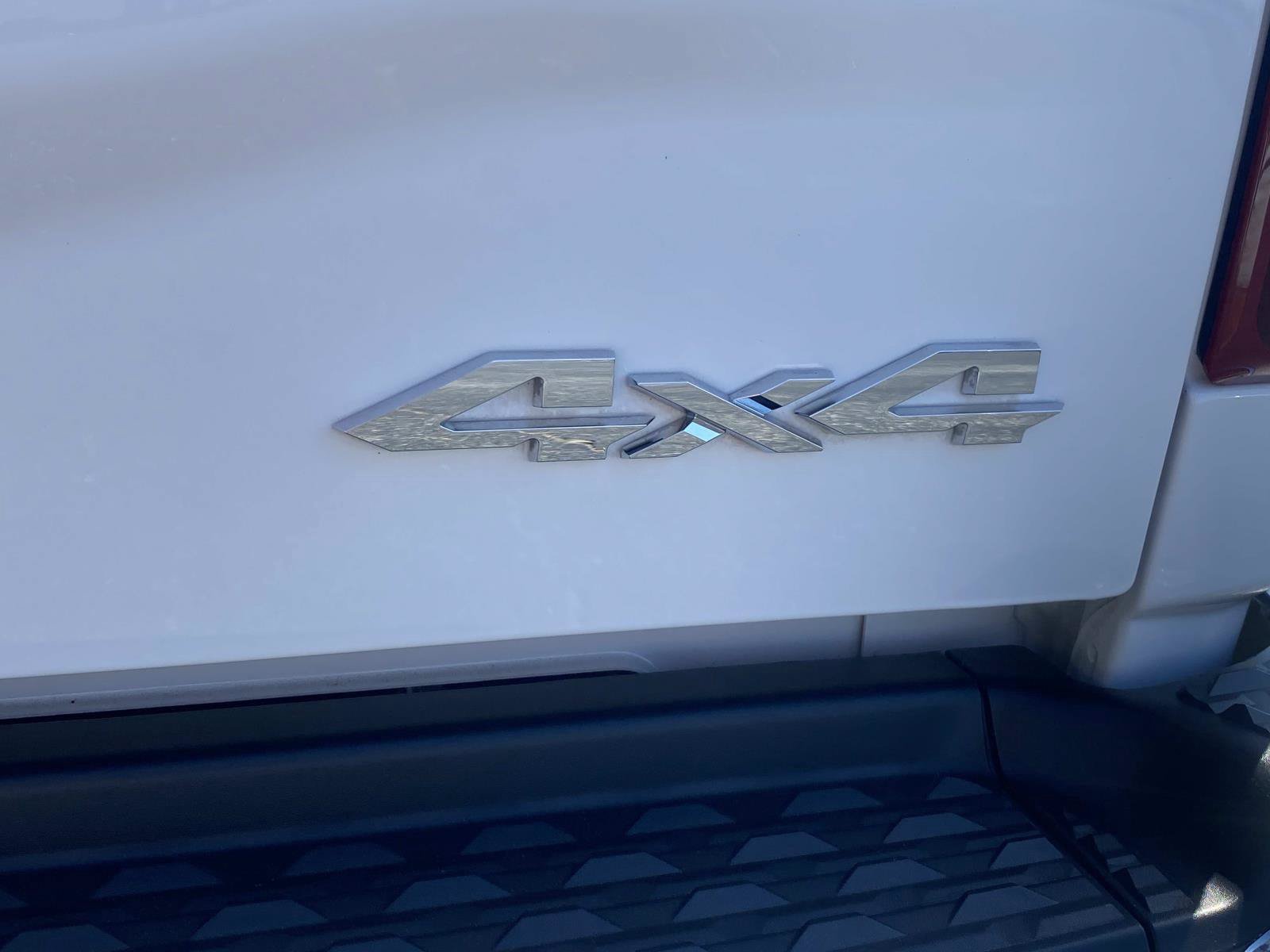 Used 2025 RAM 2500 Limited AWD/4WD image 6