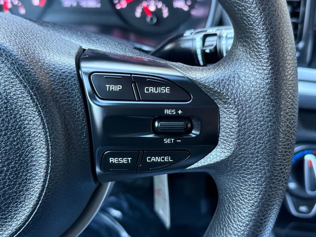 Used 2018 Kia Rio S image 31