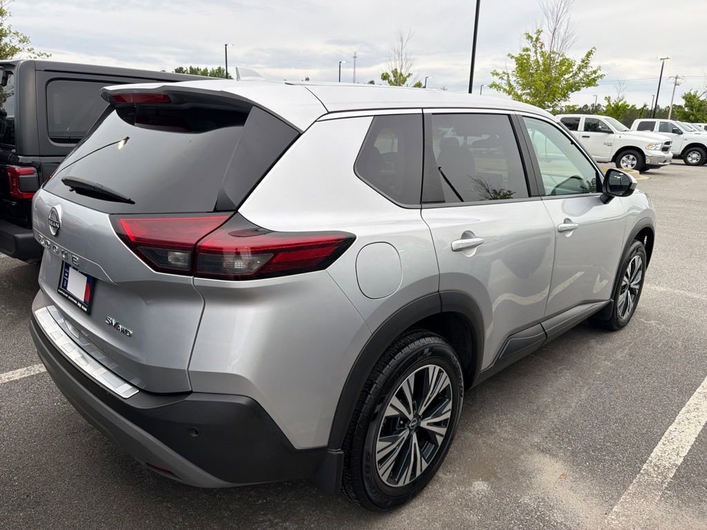 Used 2023 Nissan Rogue SV AWD/4WD image 12