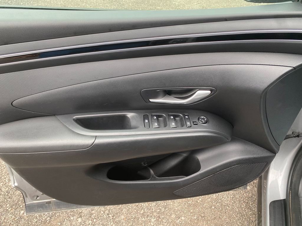 Used 2024 Hyundai Tucson Blue image 11