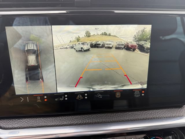 Used 2024 GMC Sierra 3500 Denali w/ Denali Reserve Package AWD/4WD image 17
