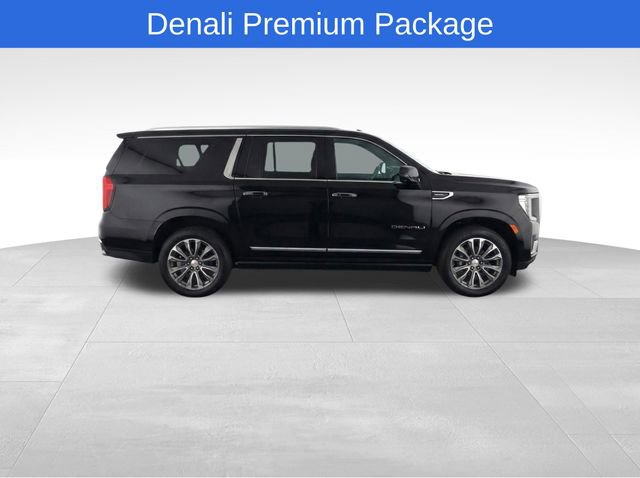 Used 2021 GMC Yukon XL Denali w/ Denali Premium Package image 8