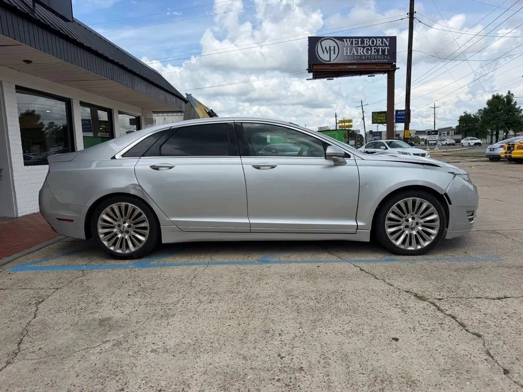 Used 2014 Lincoln MKZ AWD w/ Equipment Group 102A Reserve image 4