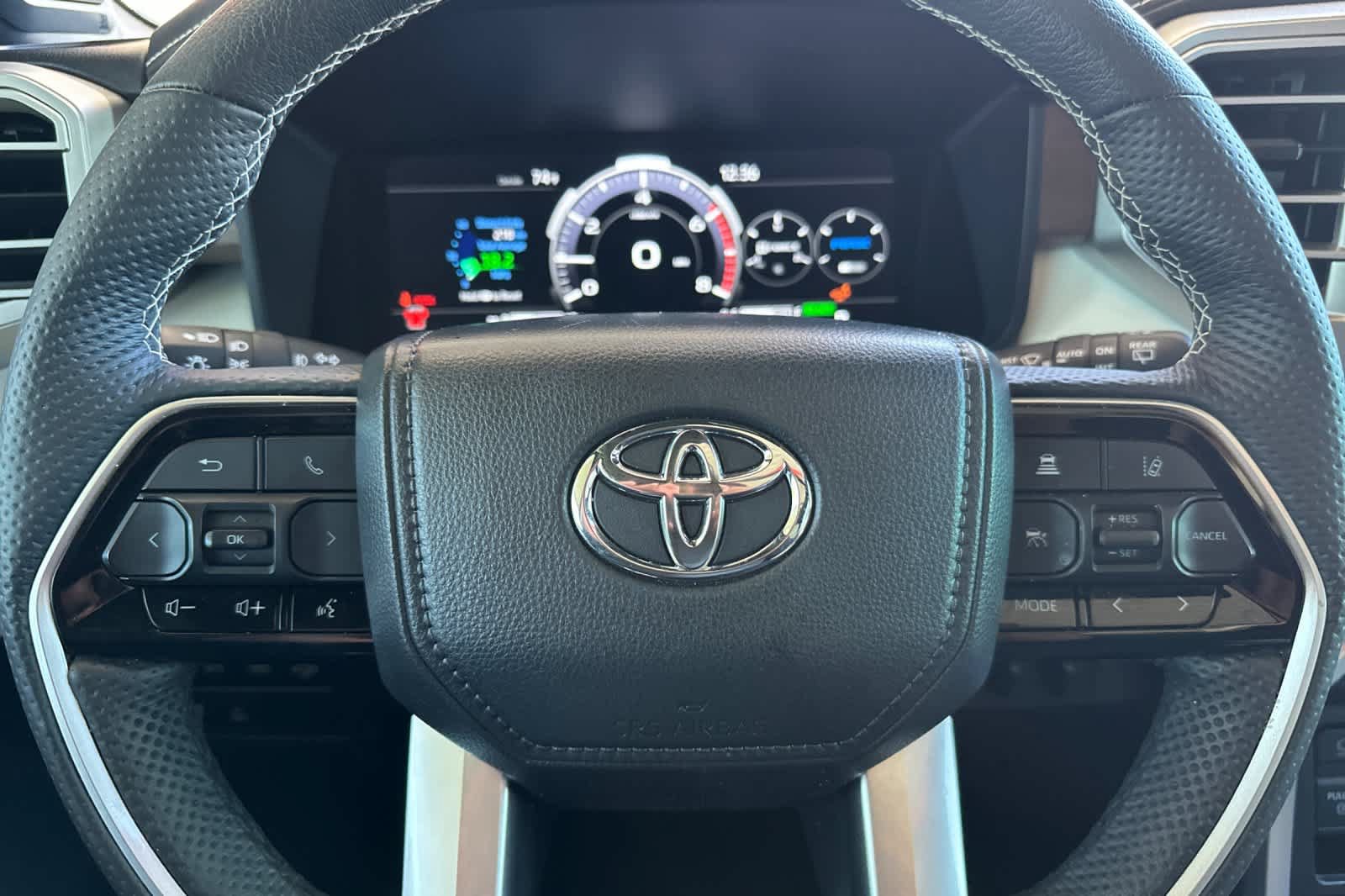 Used 2024 Toyota Sequoia Capstone AWD/4WD image 26