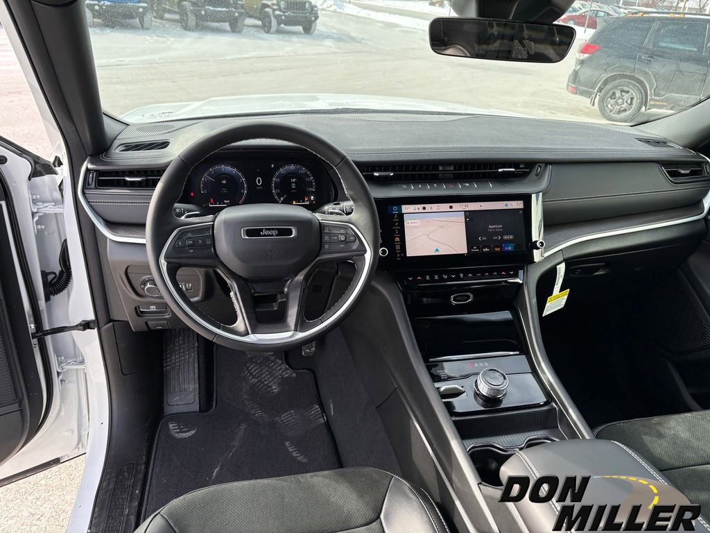 New 2026 Jeep Grand Cherokee Altitude image 12