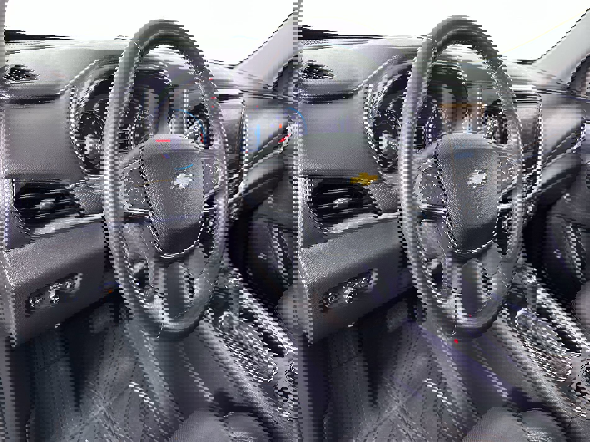 Used 2018 Chevrolet Traverse Premier w/ Redline Edition image 46