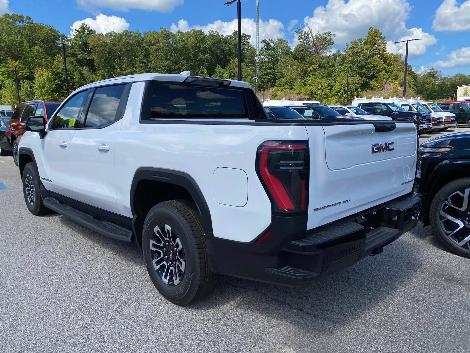 New 2026 GMC Sierra EV Elevation AWD/4WD image 3