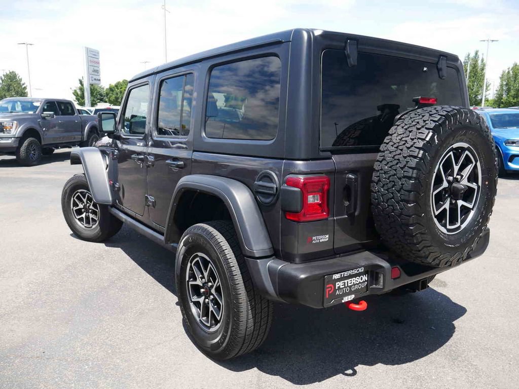 Used 2024 Jeep Wrangler Unlimited Rubicon AWD/4WD image 22