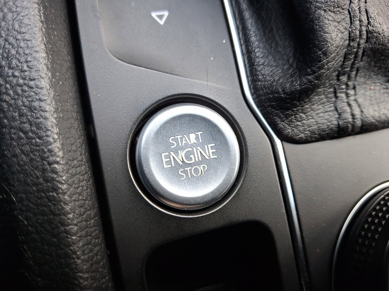 Used 2018 Volkswagen Atlas SE image 22