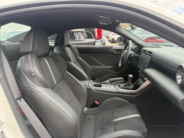Used 2026 Toyota GR86 Premium w/ Performance Package RWD image 27