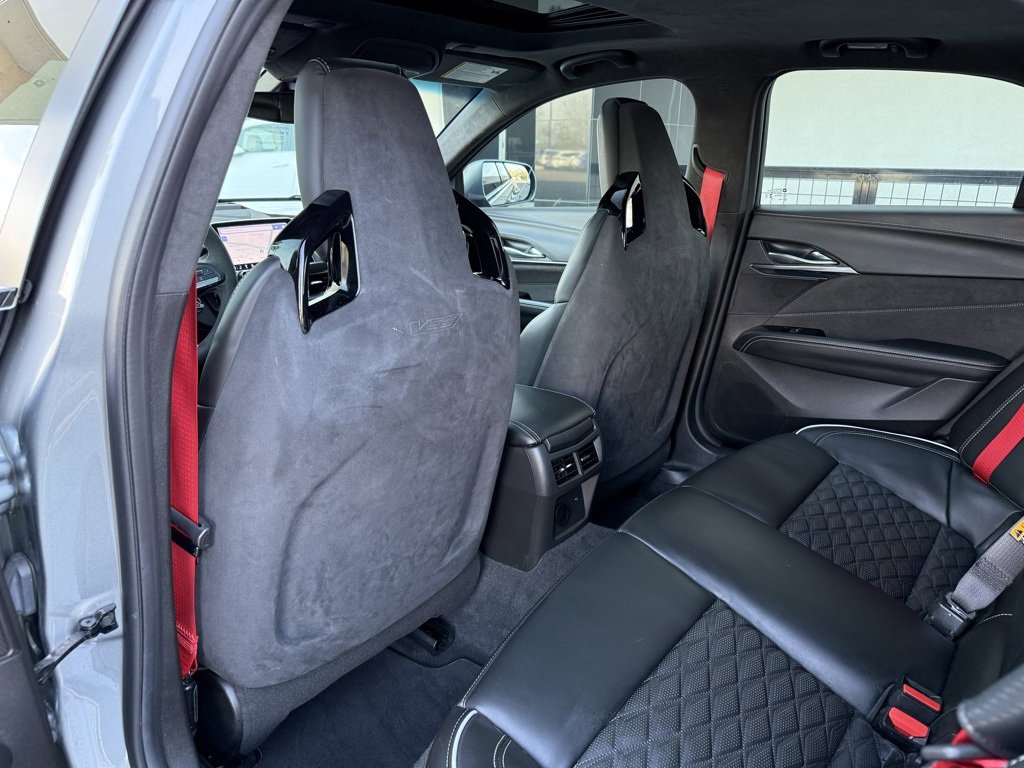 Used 2024 Cadillac CT4 V Blackwing w/ Carbon Fiber 1 Package image 26