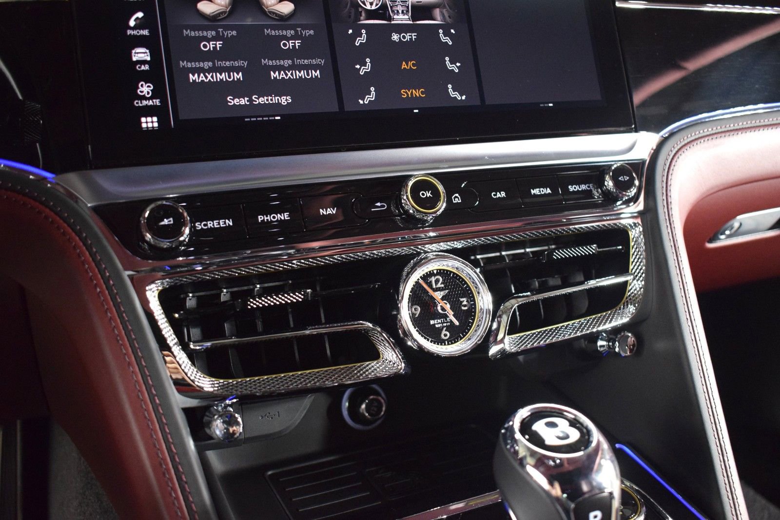 Certified 2023 Bentley Flying Spur Azure image 33