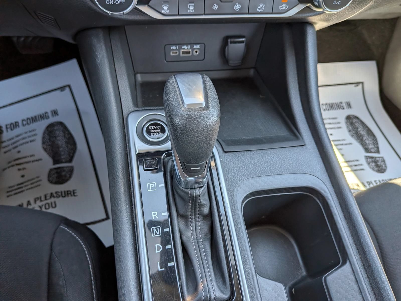 Used 2020 Nissan Sentra SV FWD image 29