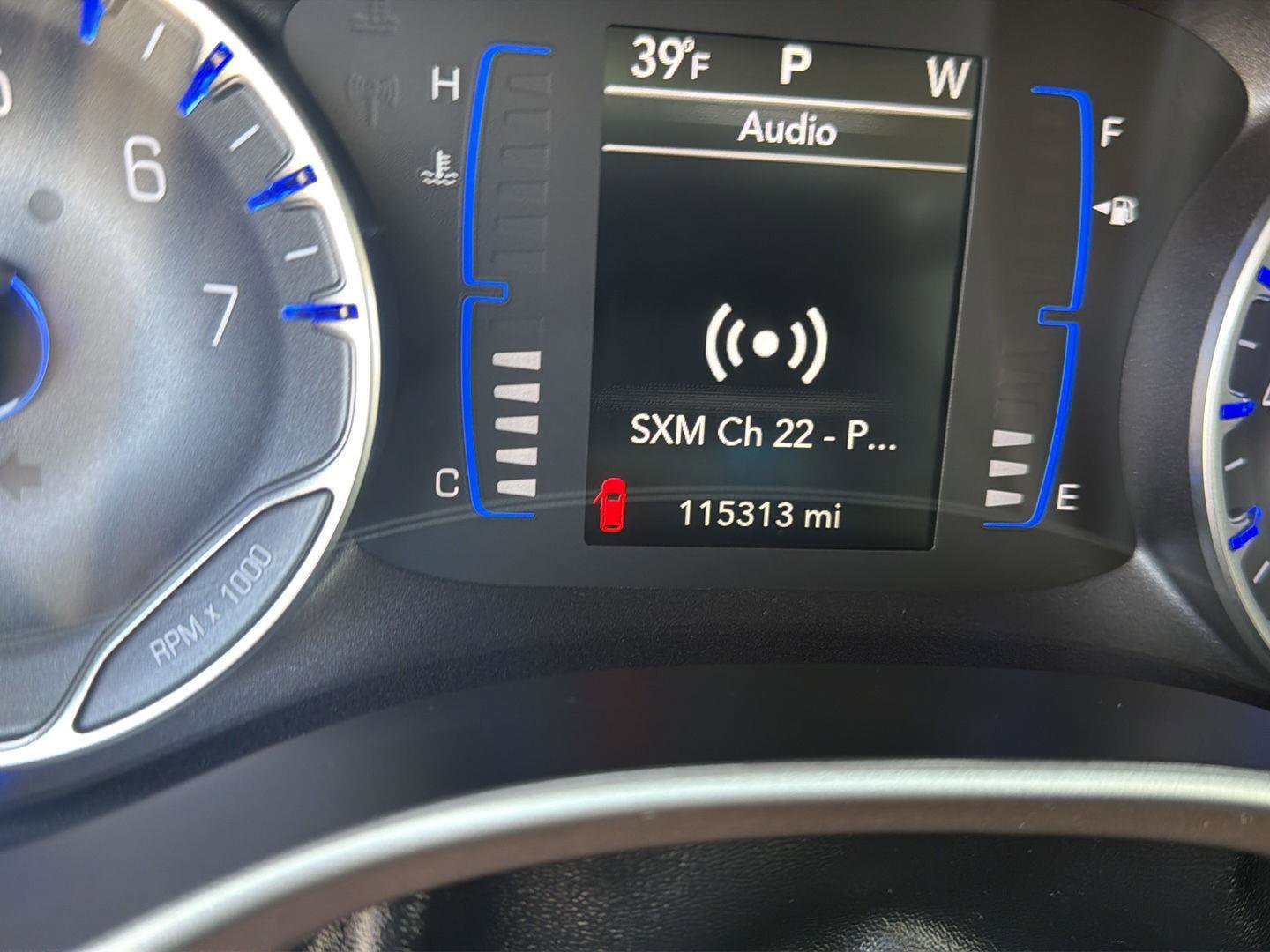 Used 2023 Chrysler Voyager LX image 26