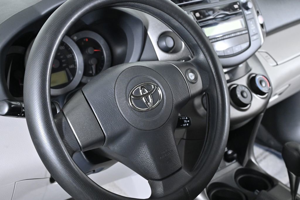Used 2009 Toyota RAV4 2WD image 10