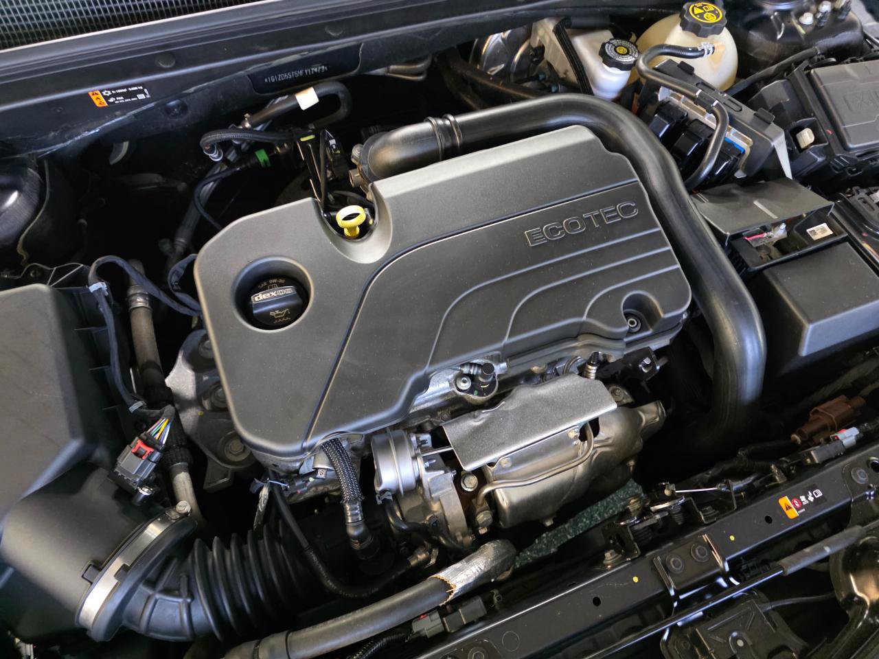 Used 2022 Chevrolet Malibu LT FWD image 35
