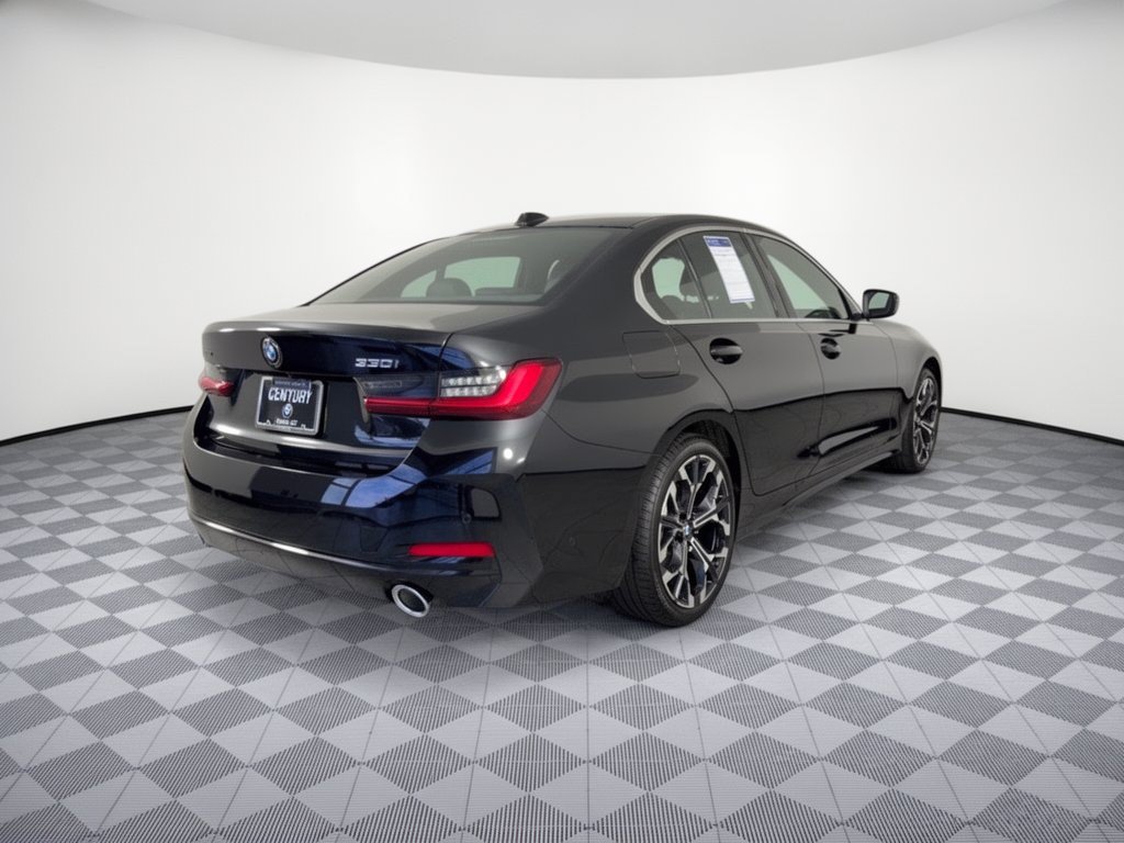 Certified 2026 BMW 330i xDrive Sedan AWD/4WD image 9