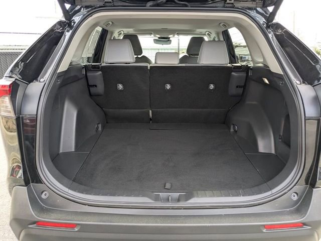 Used 2025 Toyota RAV4 XLE Premium image 33