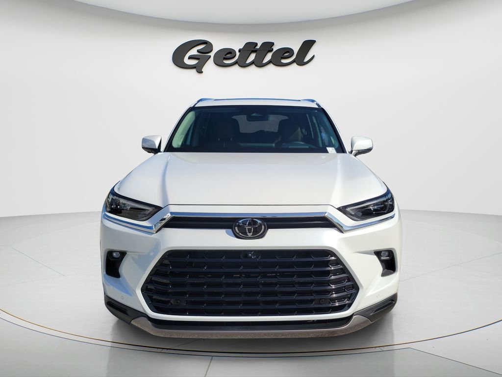 Used 2025 Toyota Grand Highlander AWD image 8
