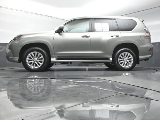 Used 2023 Lexus GX 460 Premium w/ Premium Plus Package AWD/4WD image 39