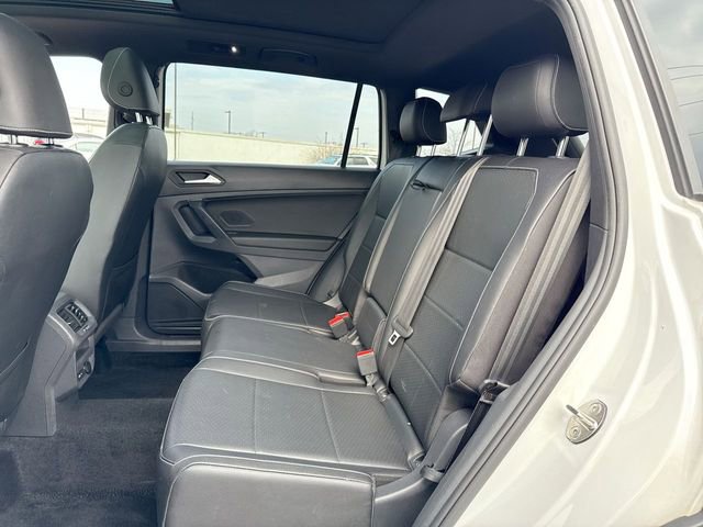 Used 2021 Volkswagen Tiguan SE R-Line image 22