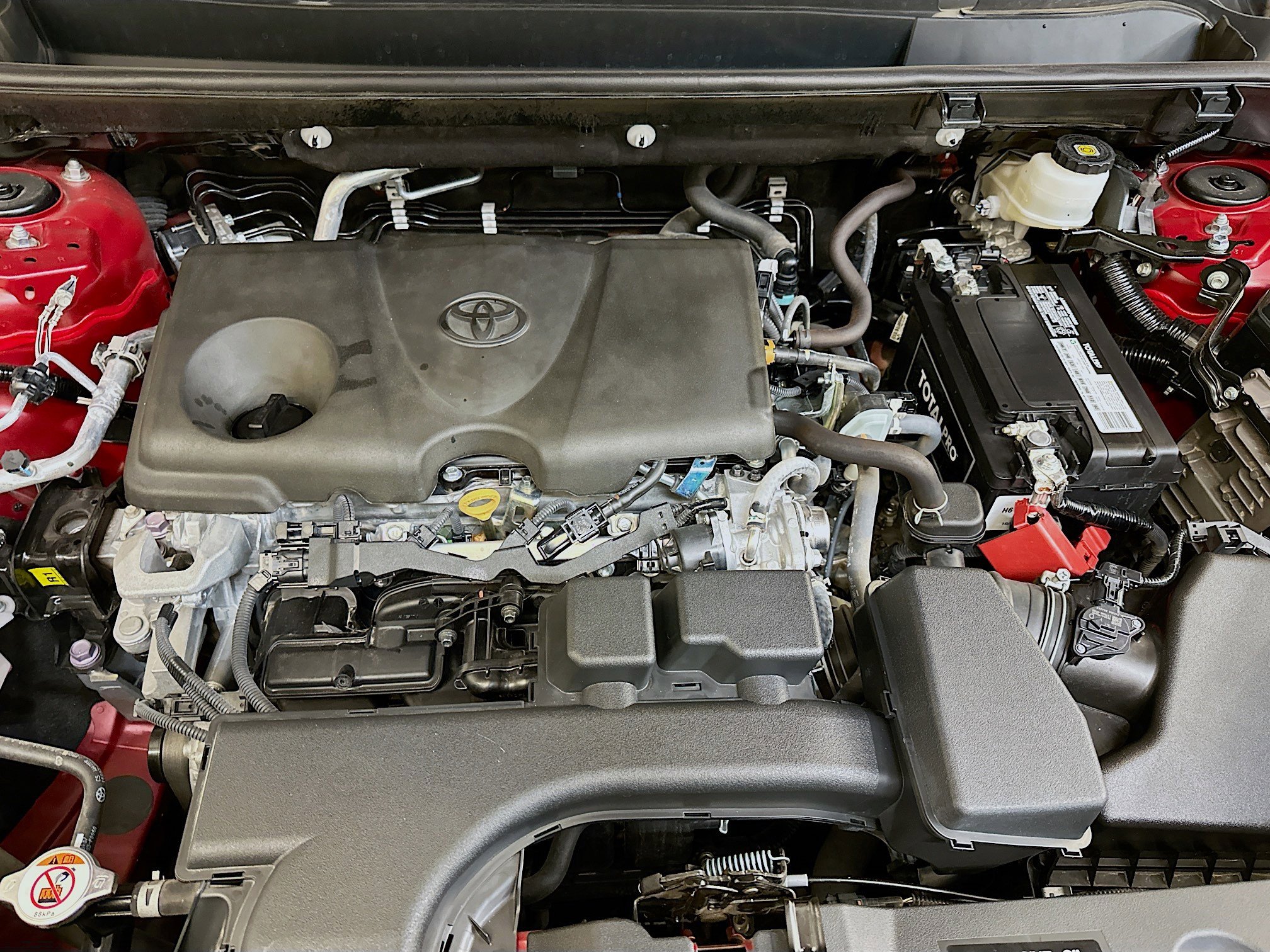 Used 2024 Toyota RAV4 LE image 34