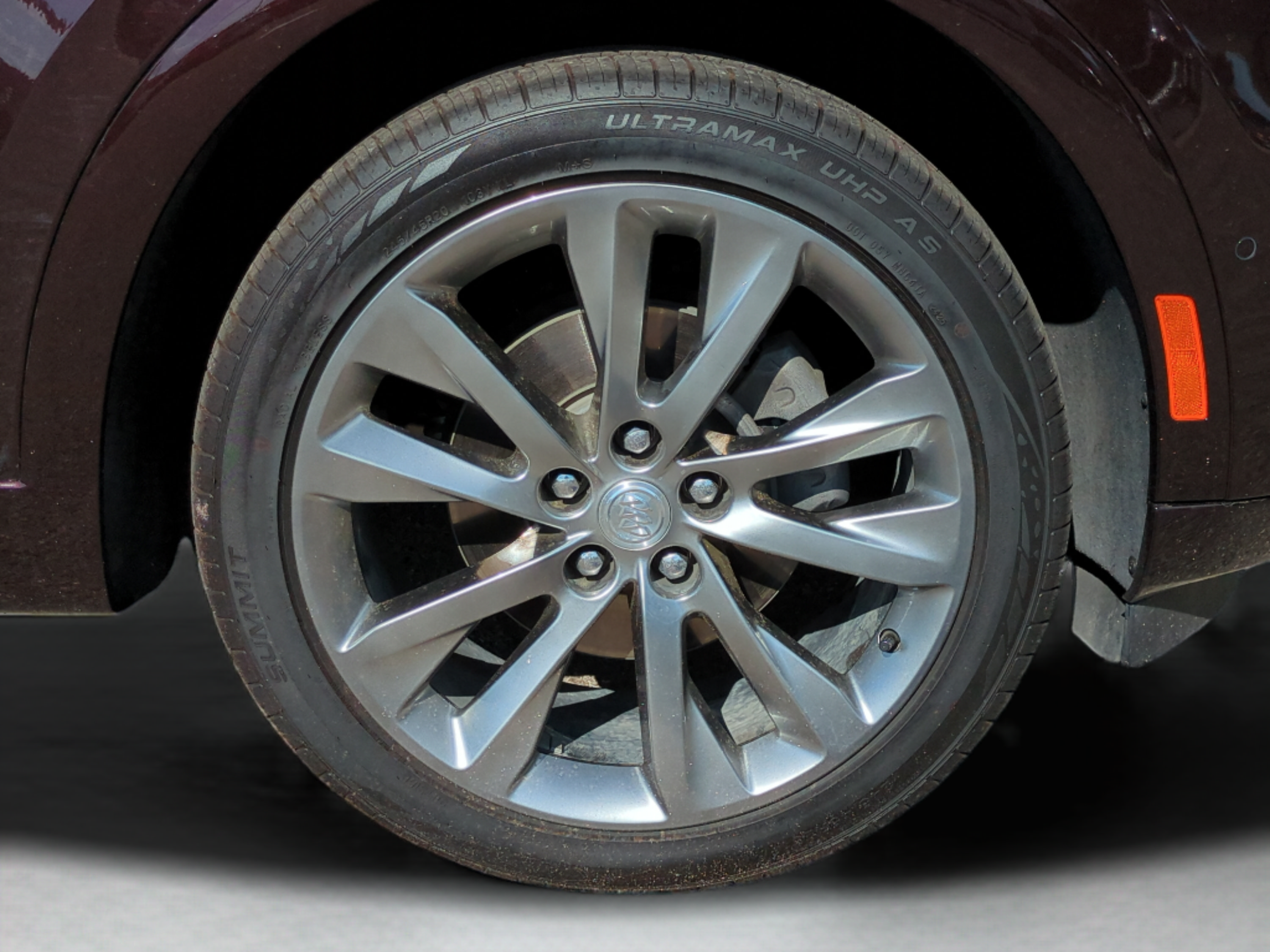 Used 2021 Buick Envision Avenir w/ Technology Package II FWD image 20