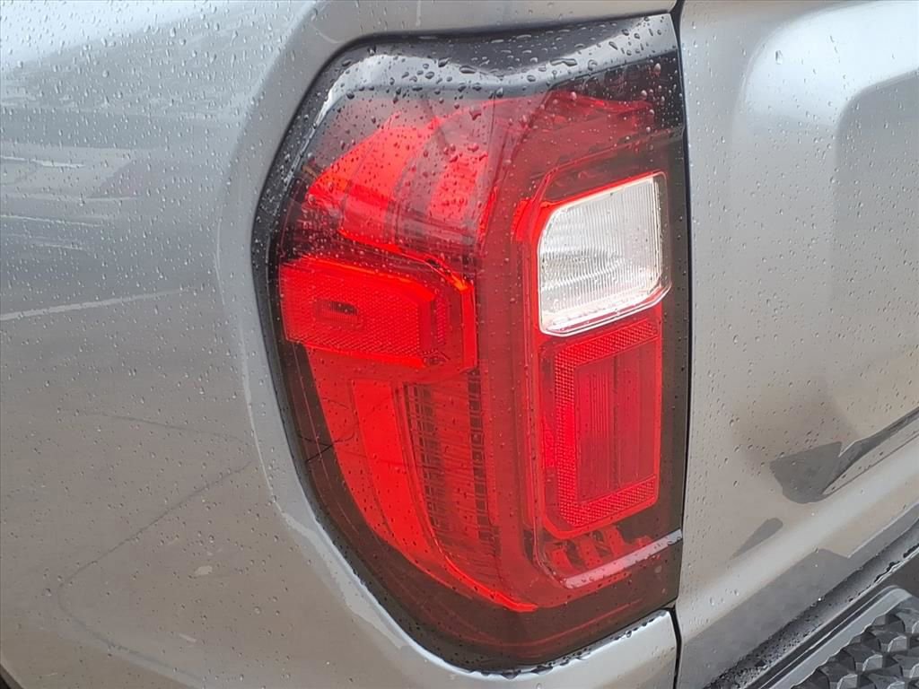 Used 2023 GMC Canyon Elevation RWD image 12