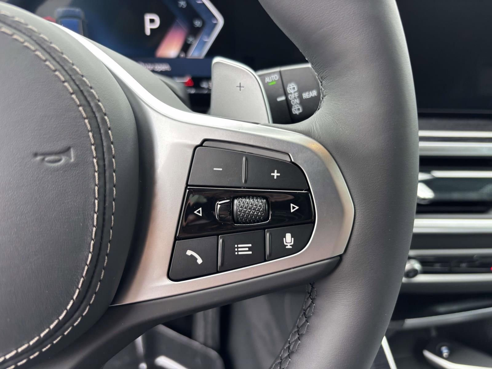 New 2026 BMW X5 xDrive50e image 13