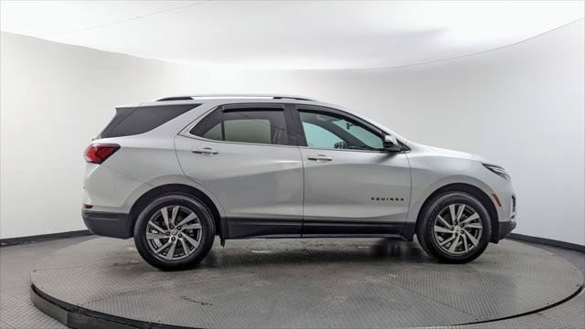 Used 2022 Chevrolet Equinox Premier AWD/4WD image 9