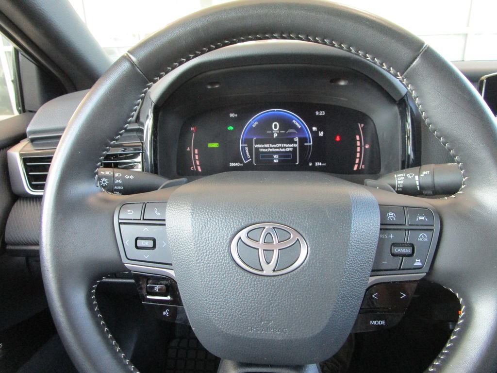 Used 2025 Toyota Camry SE FWD image 29