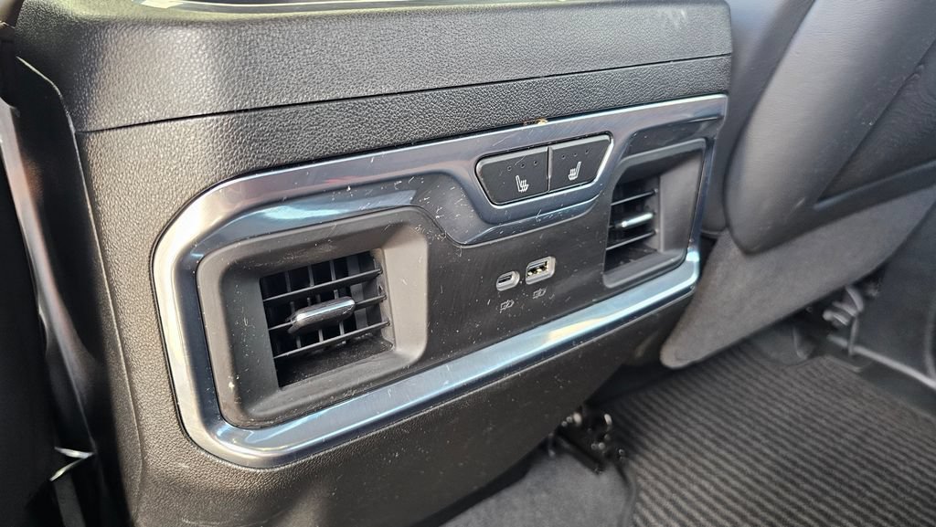 Used 2025 GMC Sierra 2500 Denali Ultimate AWD/4WD image 8