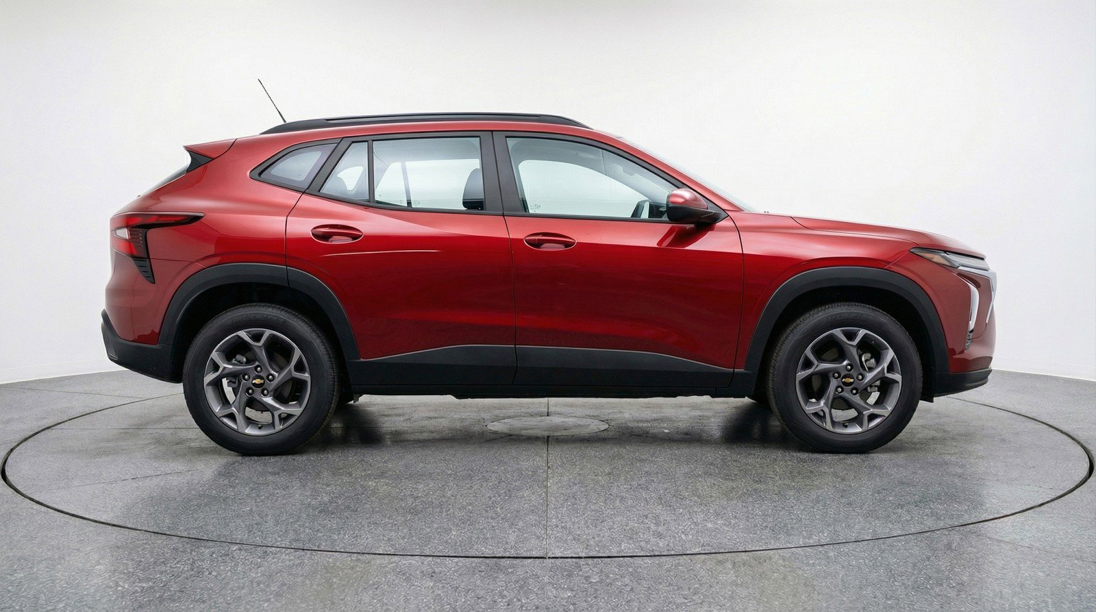 Used 2025 Chevrolet Trax LT w/ LT Convenience Package FWD image 11