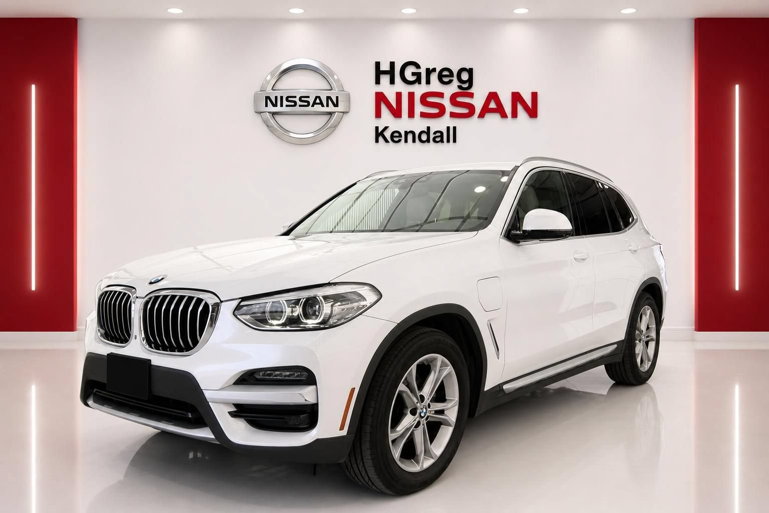 Used 2021 BMW X3 xDrive30e w/ Convenience Package AWD/4WD image 3