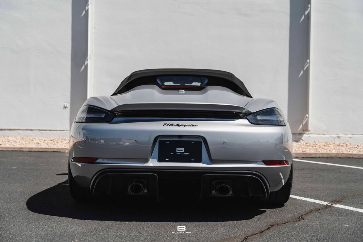 Used 2021 Porsche 718 Boxster Spyder RWD image 19