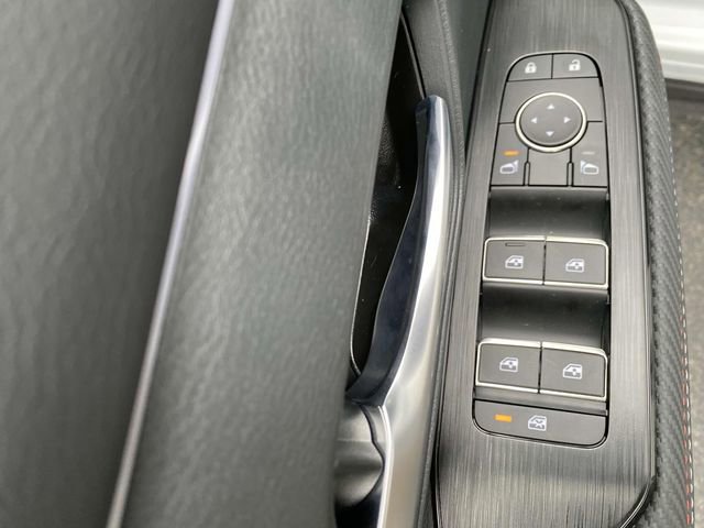 New 2025 Nissan Kicks SR w/ Interior Electronics Package image 14