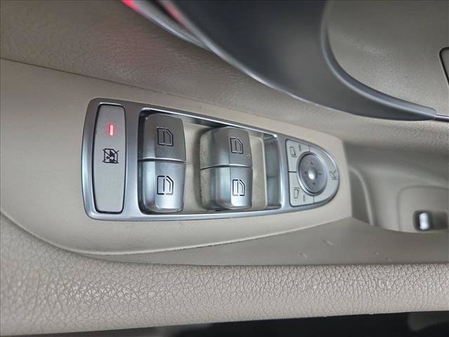 Used 2019 Mercedes-Benz E 300 image 10