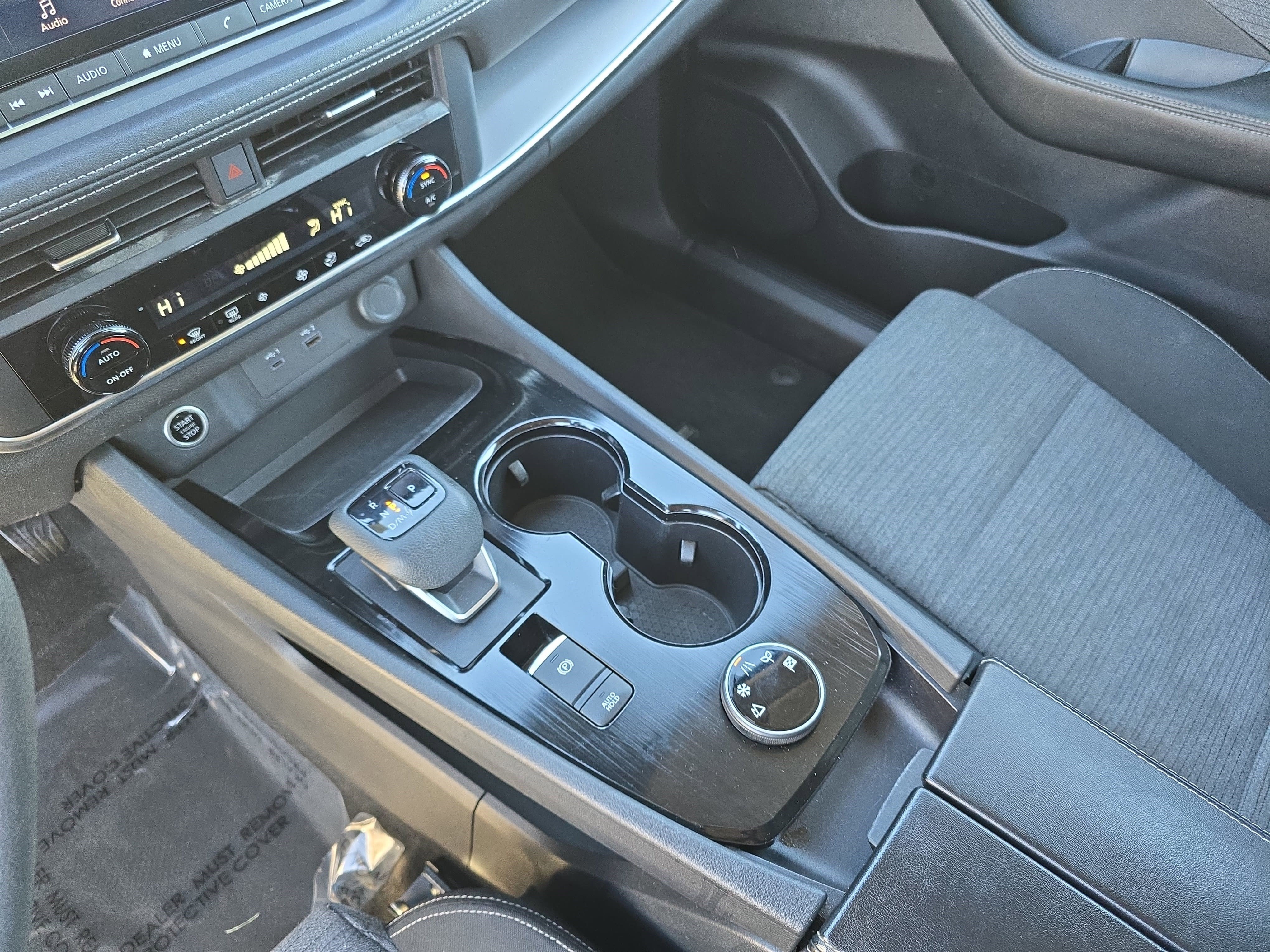 Used 2023 Nissan Rogue SV image 21