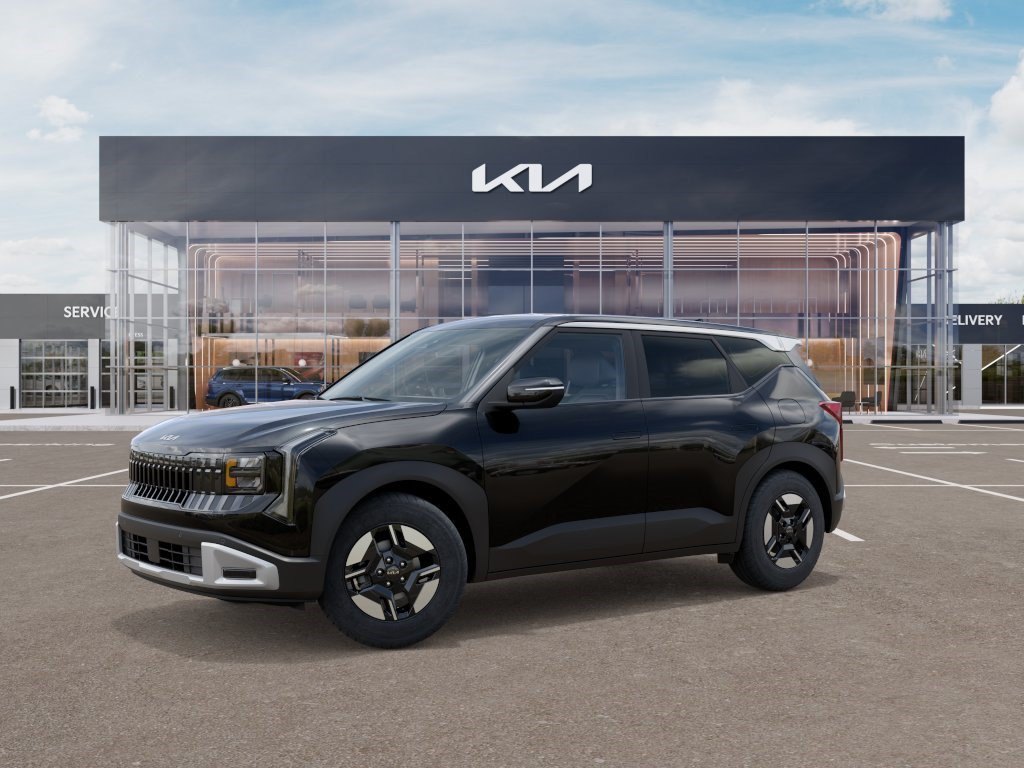 New 2027 Kia Seltos LX FWD image 3