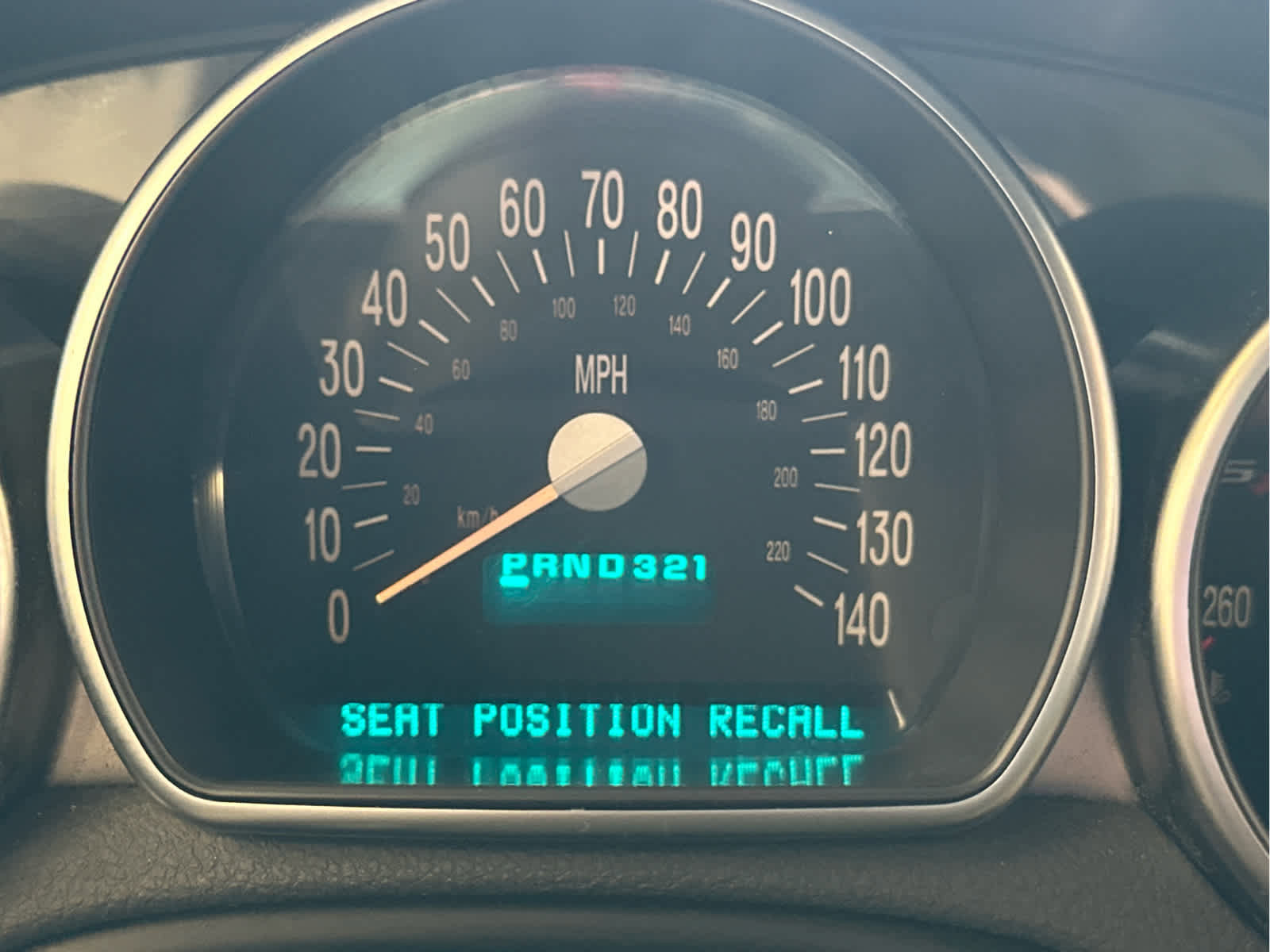 Used 2004 Chevrolet SSR w/ Preferred Equipment Group RWD image 37