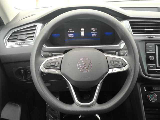 Used 2022 Volkswagen Tiguan S FWD image 31