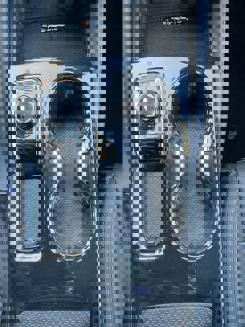 Used 2025 Buick Envision Preferred image 28