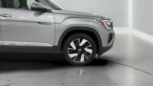 Certified 2026 Volkswagen Atlas Cross Sport SEL AWD/4WD image 25
