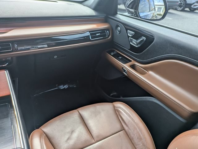 Certified 2020 Lincoln Aviator Reserve RWD image 17