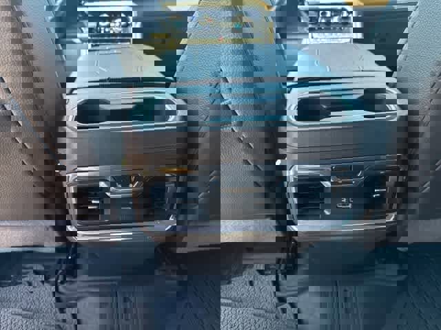 Used 2024 GMC Sierra 3500 Denali w/ Denali Reserve Package image 12