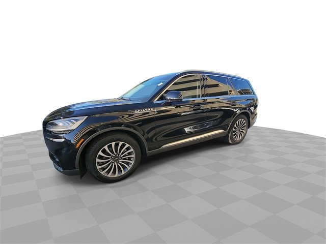 Used 2023 Lincoln Aviator Reserve w/ Elements Package Plus image 4