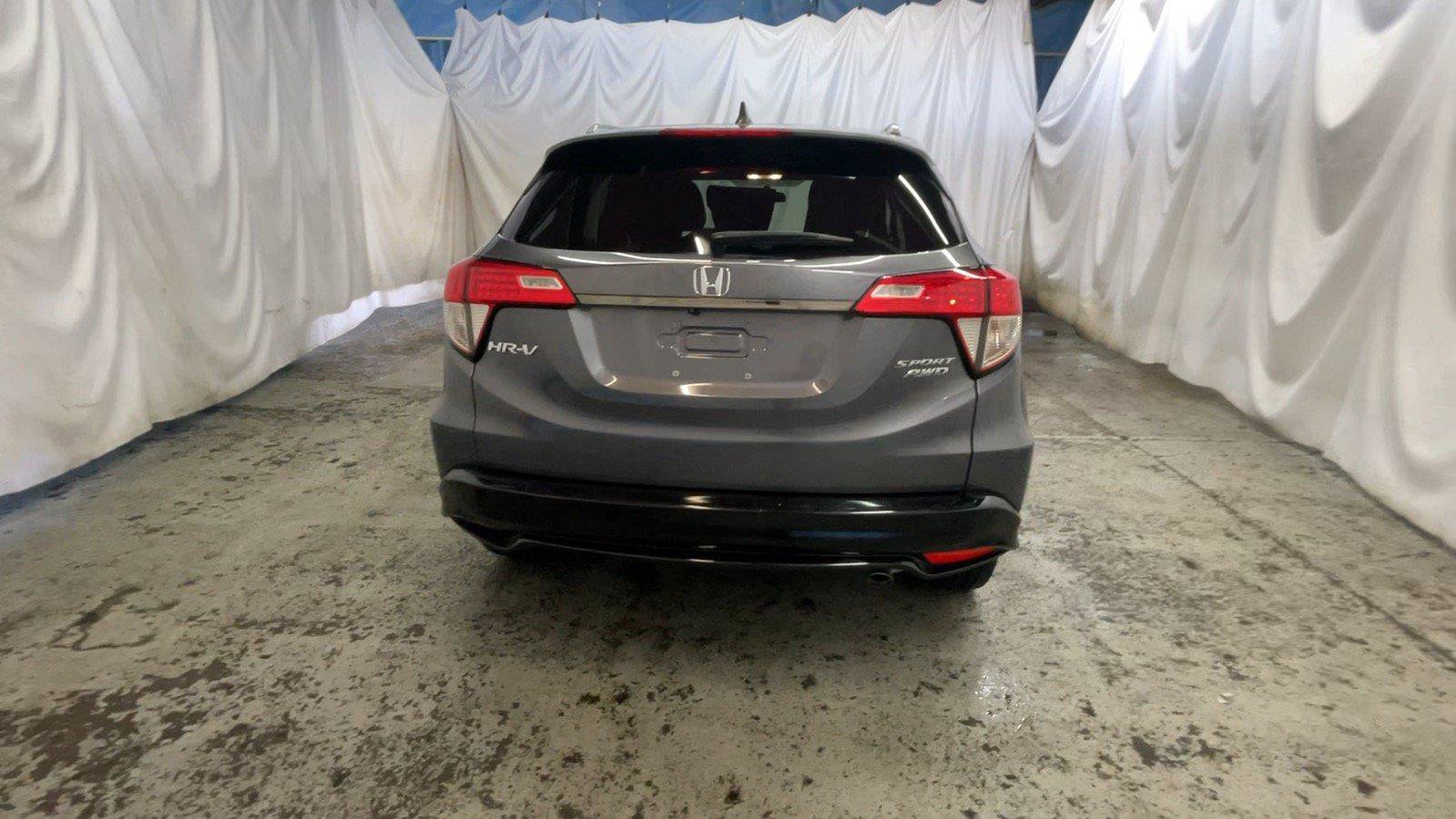 Used 2021 Honda HR-V Sport image 8