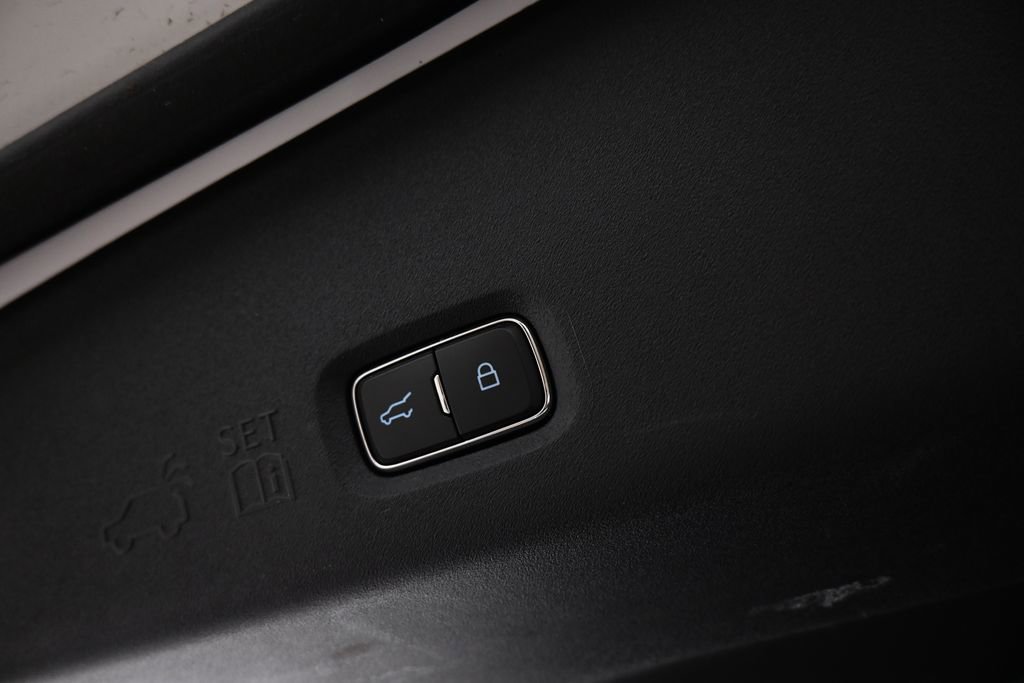 Used 2025 Ford Expedition Max Platinum image 27