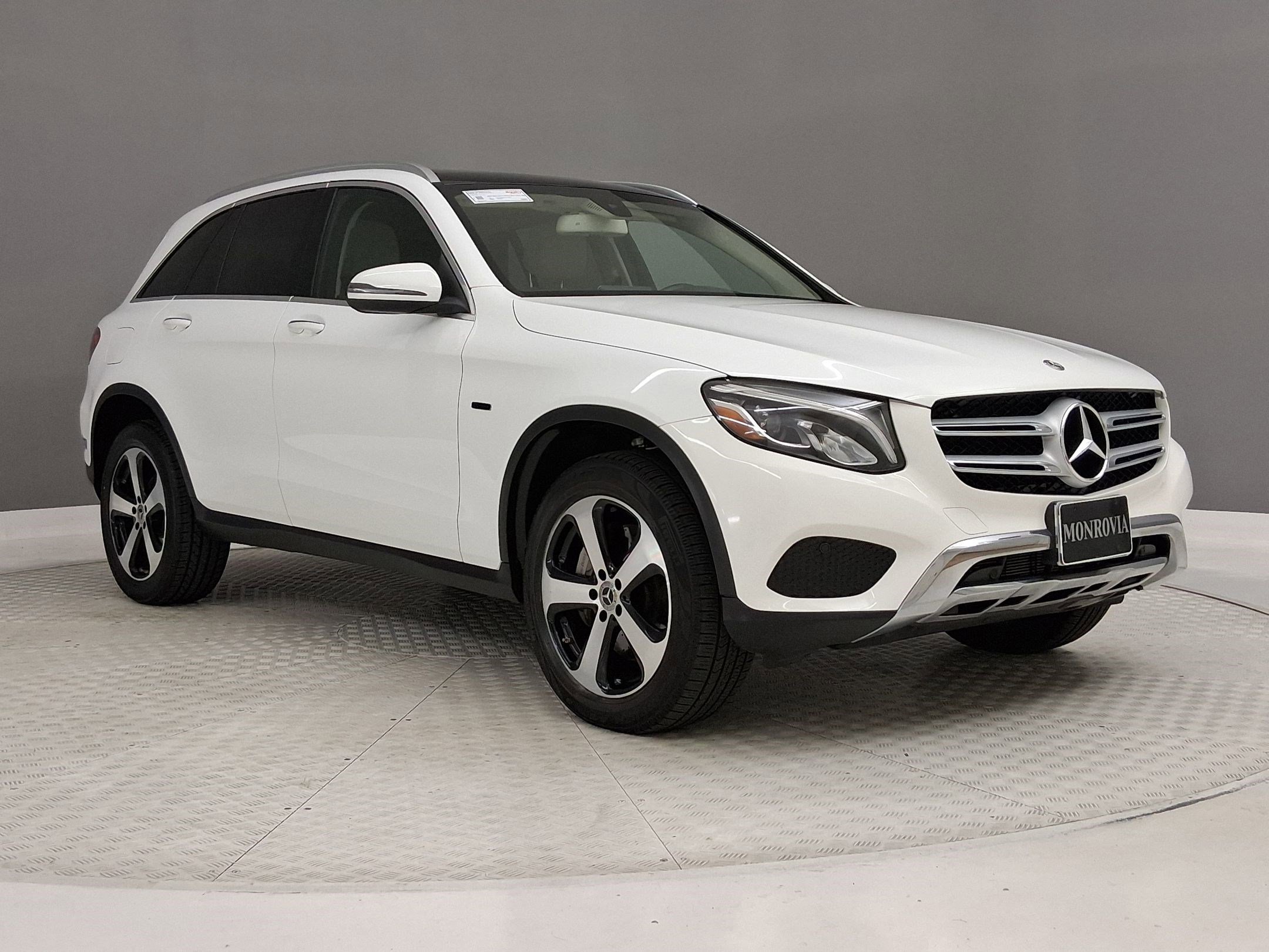 Used 2019 Mercedes-Benz GLC 350e 4MATIC image 5