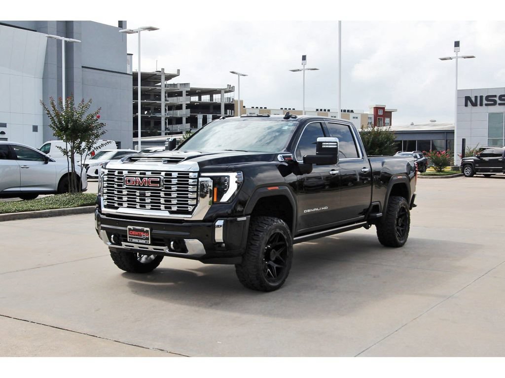 Used 2025 GMC Sierra 2500 Denali w/ Denali Reserve Package AWD/4WD image 2